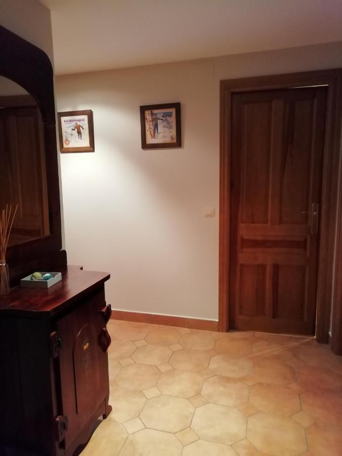 Apartament Apartamento Familiar Con Vistas Y Garage La Portiecha Sallent de Gállego Zewnętrze zdjęcie