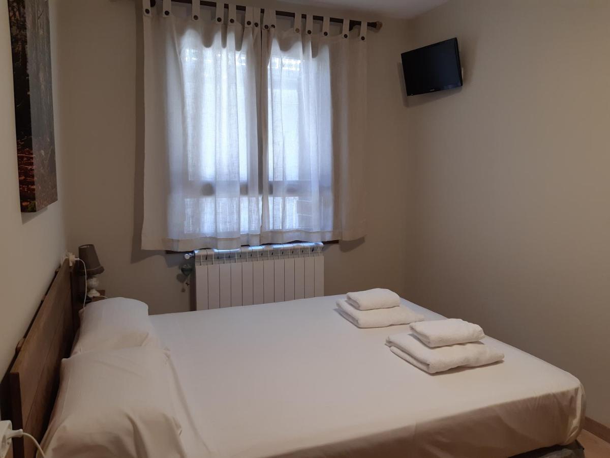 Apartament Apartamento Familiar Con Vistas Y Garage La Portiecha Sallent de Gállego Zewnętrze zdjęcie